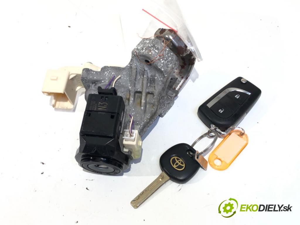 TOYOTA C-HR (_X1_) 2016 - 2022    1.2 (NGX10_) 85 kW [116 KM] benzyna 2016 - 2022  spinačka 89782-0H020 (Spínacia skrinka a kľúč)