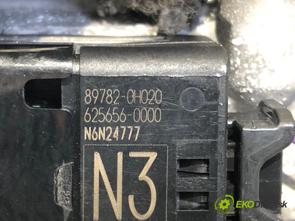 TOYOTA C-HR (_X1_) 2016 - 2022    1.2 (NGX10_) 85 kW [116 KM] benzyna 2016 - 2022  spinačka 89782-0H020 (Spínacia skrinka a kľúč)