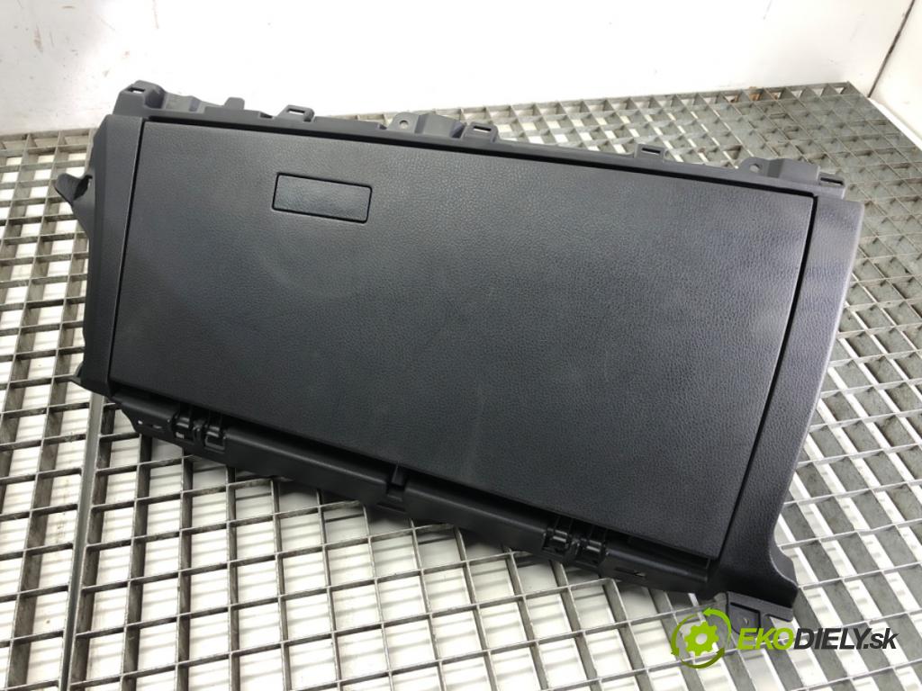 TOYOTA C-HR (_X1_) 2016 - 2022    1.2 (NGX10_) 85 kW [116 KM] benzyna 2016 - 2022  Priehradka, kastlík spolujazdca  (Priehradka, kastlík)