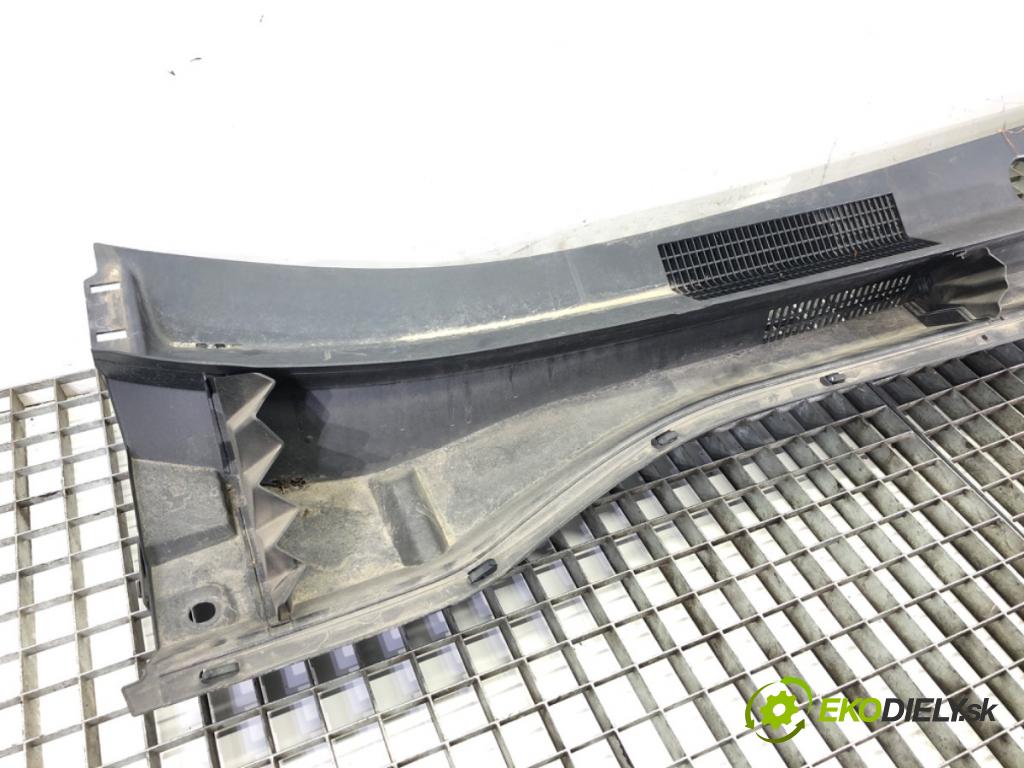 TOYOTA C-HR (_X1_) 2016 - 2022    1.2 (NGX10_) 85 kW [116 KM] benzyna 2016 - 2022  Torpédo, plast pod čelné okno 55708-F4010 (Torpéda)