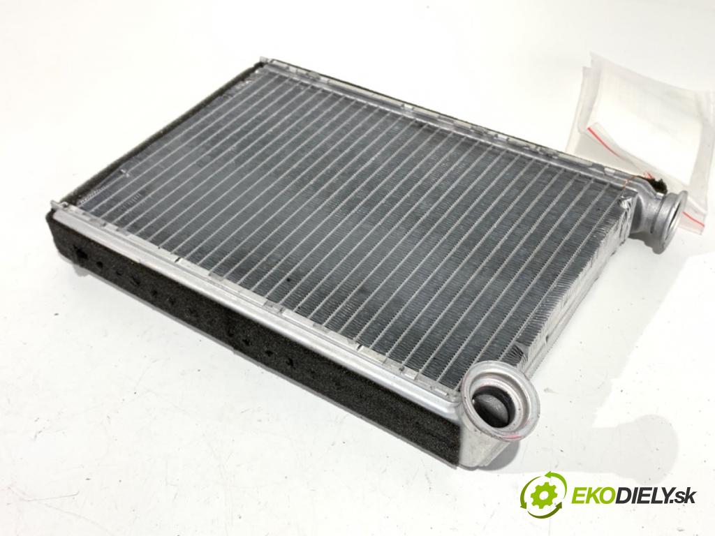 TOYOTA C-HR (_X1_) 2016 - 2022    1.2 (NGX10_) 85 kW [116 KM] benzyna 2016 - 2022  topné těleso radiátor topení  (Radiátory topení)