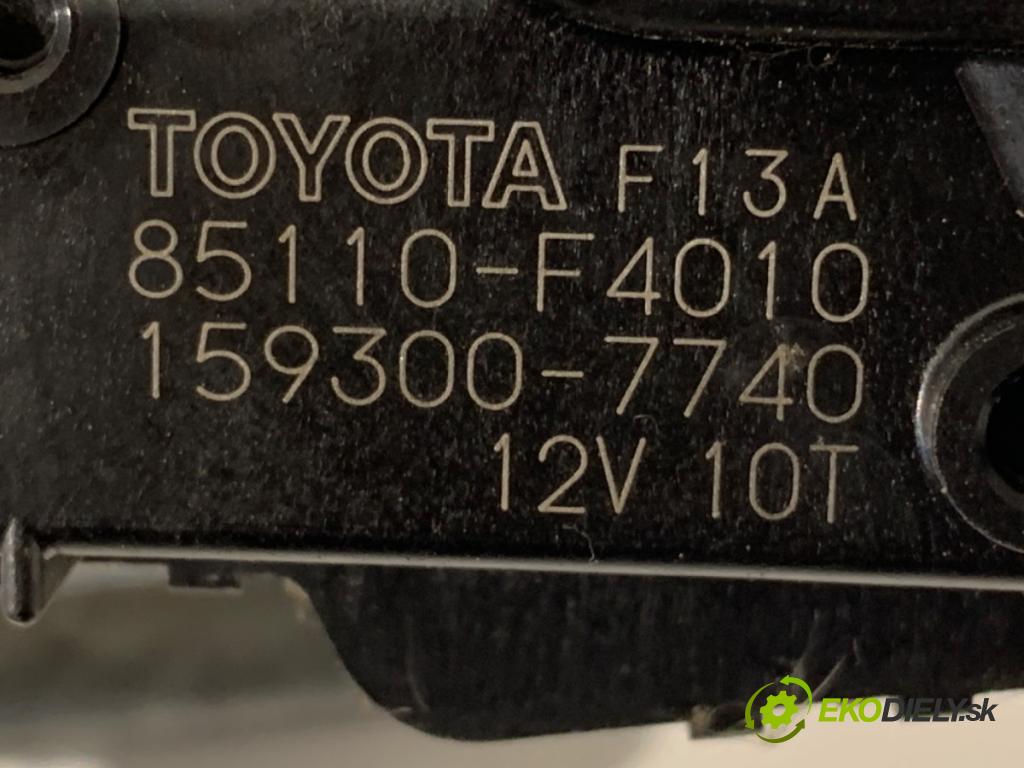 TOYOTA C-HR (_X1_) 2016 - 2022    1.2 (NGX10_) 85 kW [116 KM] benzyna 2016 - 2022  Mechanizmus stieračov predný 85110-F4010 (Motorček stieračov predné)