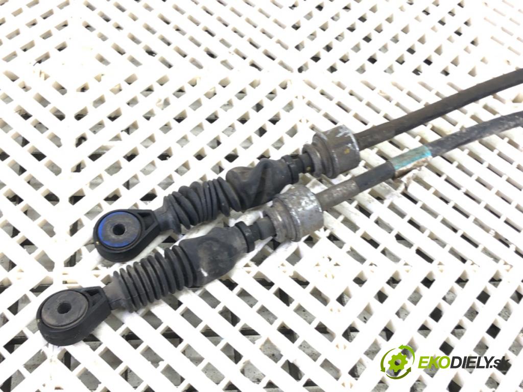 TOYOTA C-HR (_X1_) 2016 - 2022    1.2 (NGX10_) 85 kW [116 KM] benzyna 2016 - 2022  Kulisa 33530-F4010 (Rýchlostná páka / kulisa)