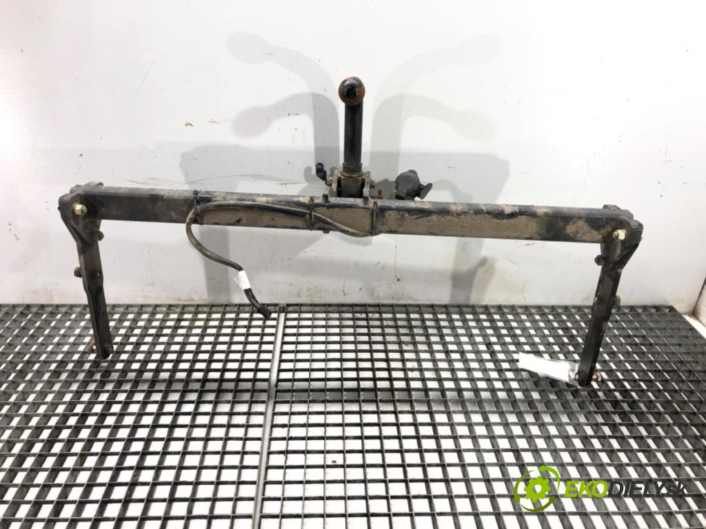 TOYOTA C-HR (_X1_) 2016 - 2022    1.2 (NGX10_) 85 kW [116 KM] benzyna 2016 - 2022  Hák tažné zařízení  (Tažná zařízení)