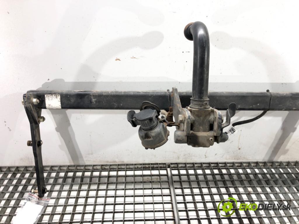 TOYOTA C-HR (_X1_) 2016 - 2022    1.2 (NGX10_) 85 kW [116 KM] benzyna 2016 - 2022  Hák tažné zařízení  (Tažná zařízení)