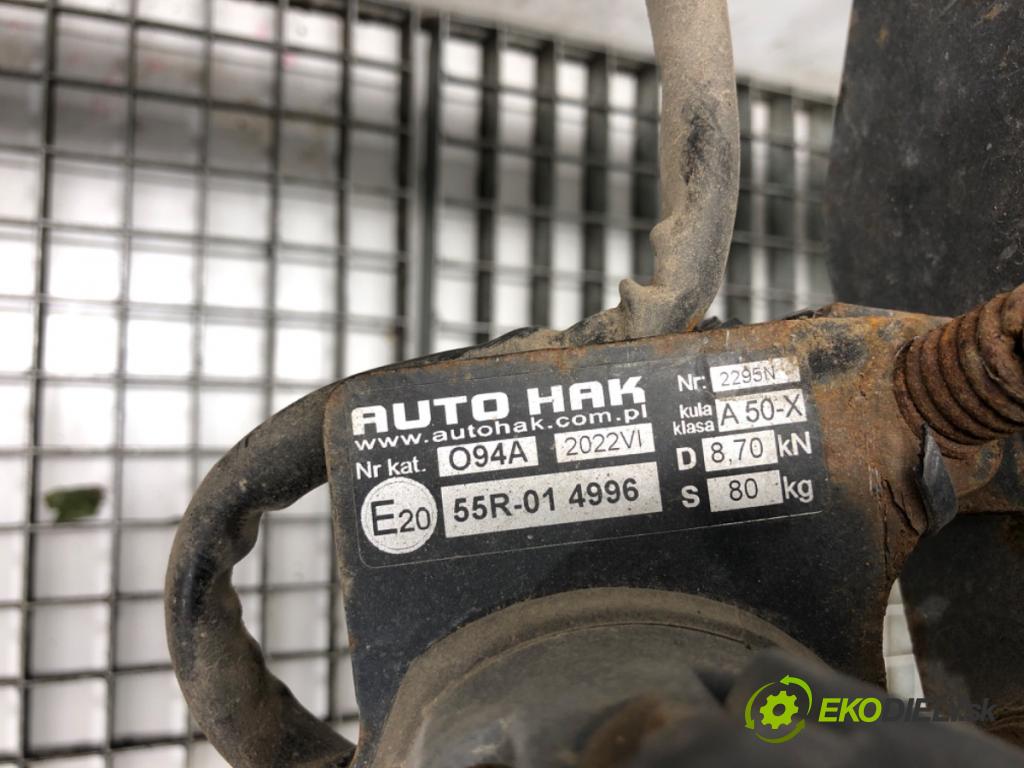 TOYOTA C-HR (_X1_) 2016 - 2022    1.2 (NGX10_) 85 kW [116 KM] benzyna 2016 - 2022  Hák tažné zařízení  (Tažná zařízení)