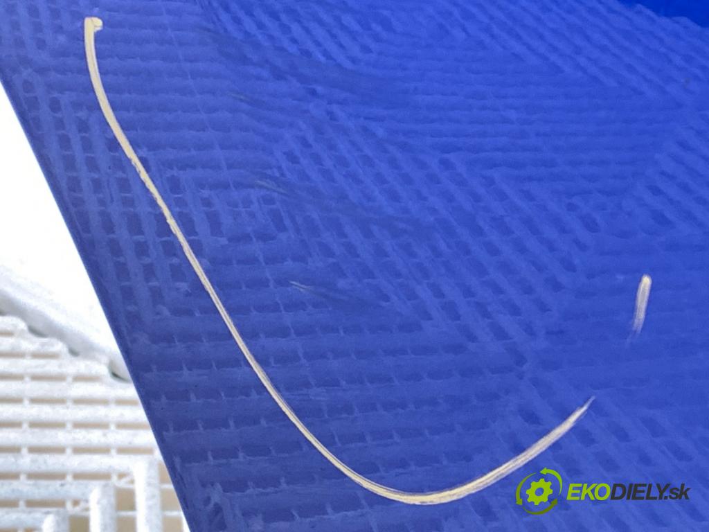 TOYOTA C-HR SUV 2016 85 kW 1.2 (NGX10_) 1197 Dvere pravy zad