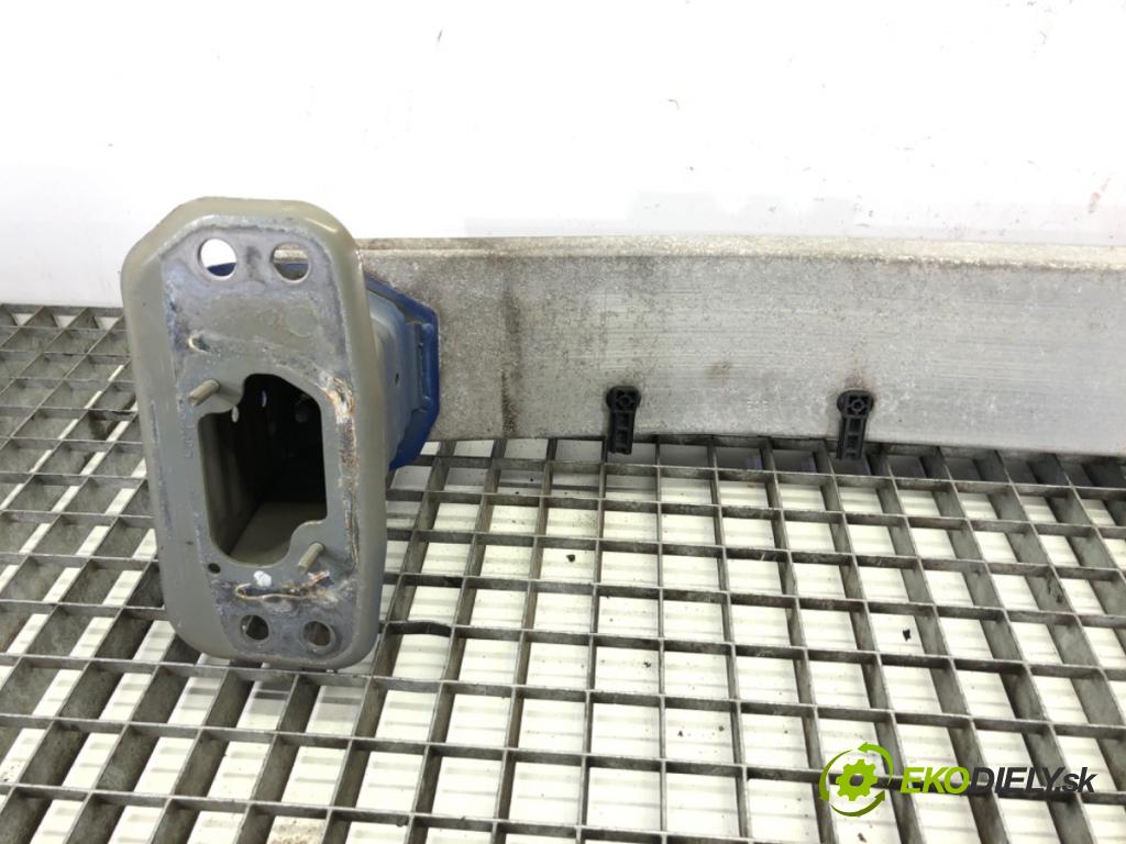 TOYOTA C-HR (_X1_) 2016 - 2022    1.2 (NGX10_) 85 kW [116 KM] benzyna 2016 - 2022  výztuha nárazníka přední část  (Výztuhy přední)