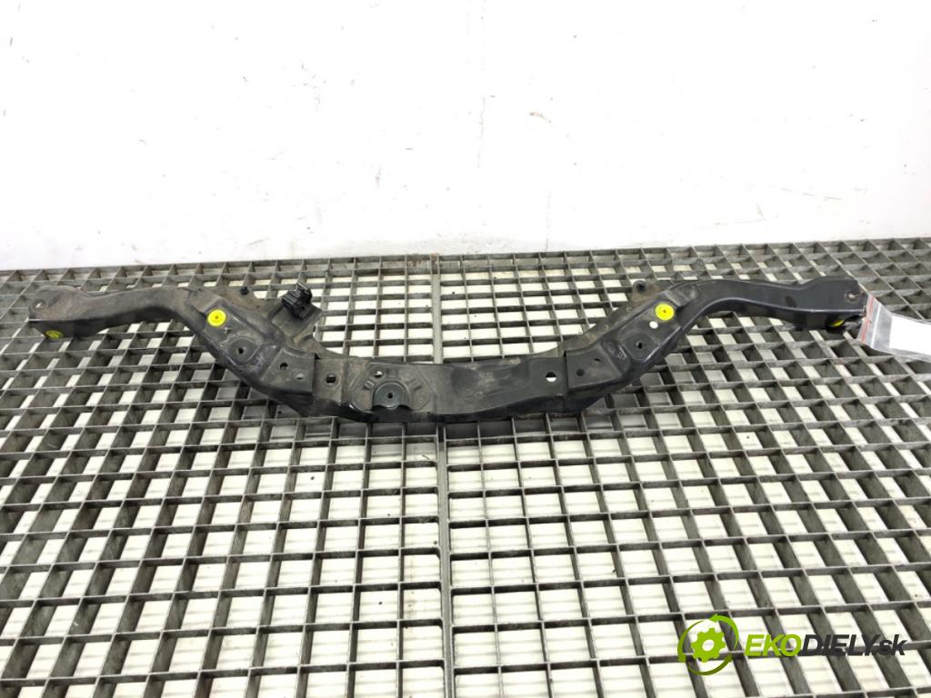 TOYOTA C-HR (_X1_) 2016 - 2022    1.2 (NGX10_) 85 kW [116 KM] benzyna 2016 - 2022  výztuha horní  (Výztuhy)