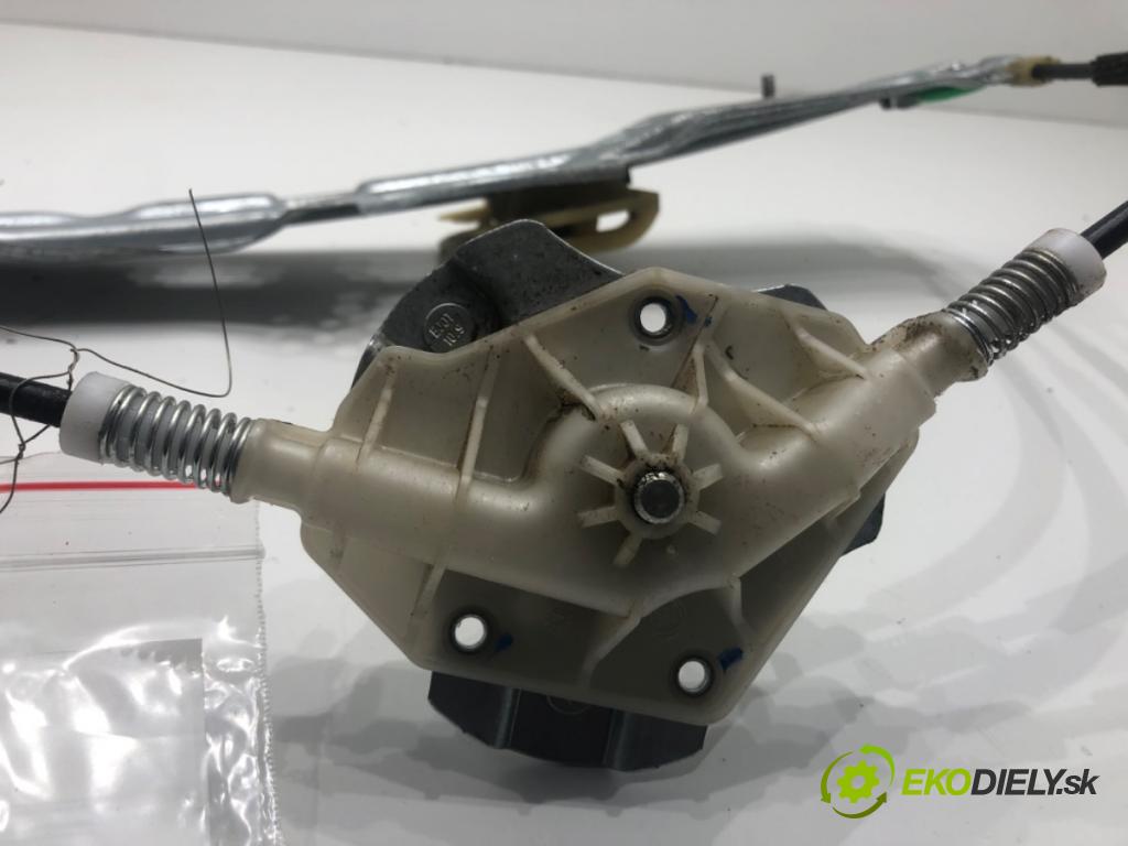 FIAT TIPO liftback (356_) 2016 - 2022    1.4 (356HXA1B) 70 kW [95 KM] benzyna 2016 - 2022  mechanismus okna pravý zadní část 00520728580