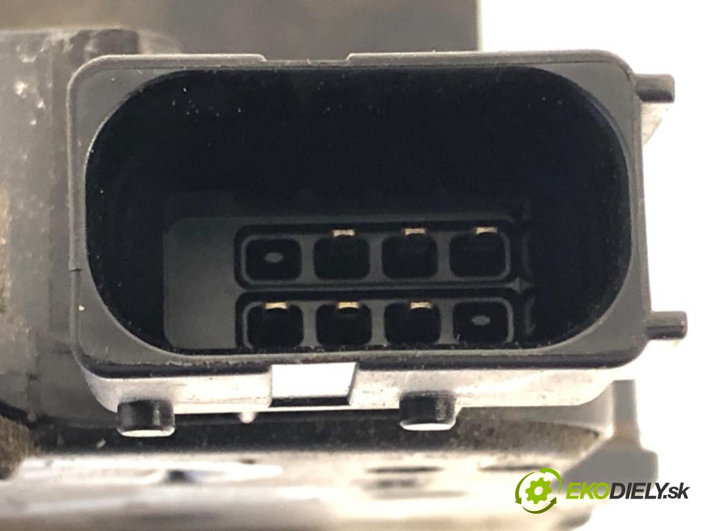 FIAT PUNTO EVO (199_) 2008 - 2022    1.4 (199AXB1A) 57 kW [77 KM] benzyna 2009 - 2012  zámok dveře pravý přední část 51892923
