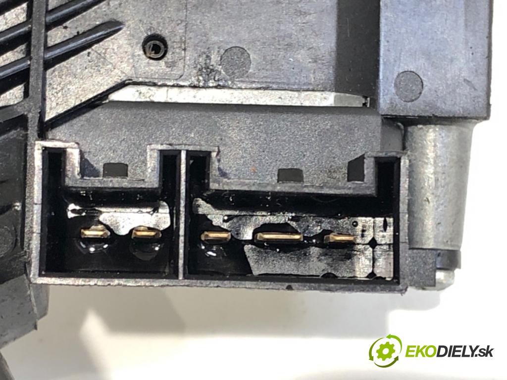 FIAT PUNTO EVO (199_) 2008 - 2022    1.4 (199AXB1A) 57 kW [77 KM] benzyna 2009 - 2012  spinačka 505186290 (Spínacia skrinka a kľúč)