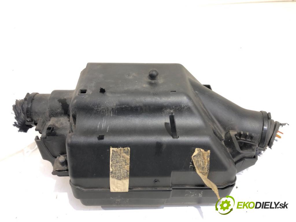 FIAT PUNTO EVO (199_) 2008 - 2022    1.4 (199AXB1A) 57 kW [77 KM] benzyna 2009 - 2012  skříňka poistková 735471684 (Pojistkové skříňky)