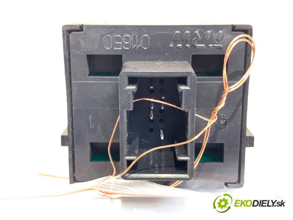 FIAT PUNTO EVO (199_) 2008 - 2022    1.4 (199AXB1A) 57 kW [77 KM] benzyna 2009 - 2012  Prepínač okien  (Prepínač/spínač/tlačidlo a ovládač kúrenia)