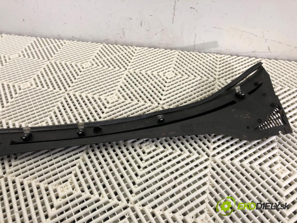 FIAT PUNTO EVO (199_) 2008 - 2022    1.4 (199AXB1A) 57 kW [77 KM] benzyna 2009 - 2012  Torpédo, plast pod čelné okno 51748698 (Torpéda)