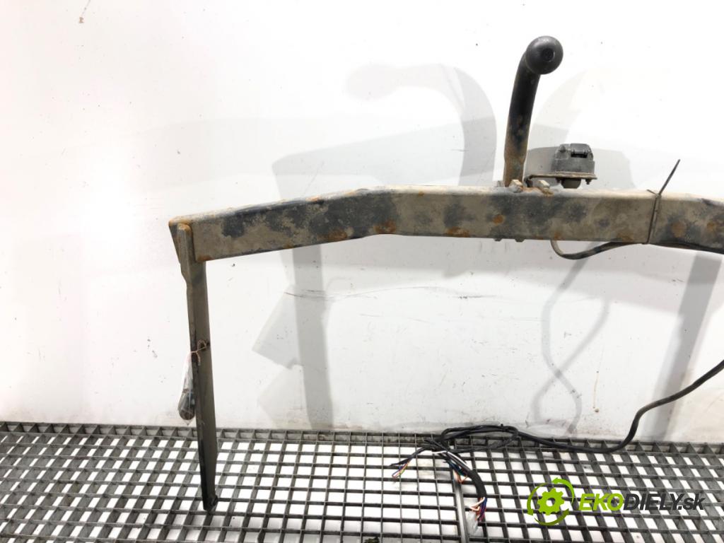 FORD FOCUS III sedan 2010 - 2022    1.6 Ti 92 kW [125 KM] benzyna 2010 - 2022  Hák tažné zařízení  (Tažná zařízení)