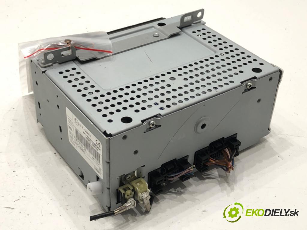 FORD FOCUS III sedan 2010 - 2022    1.6 Ti 92 kW [125 KM] benzyna 2010 - 2022  RADIO F1BT-18C815-GM (Audio zariadenie)