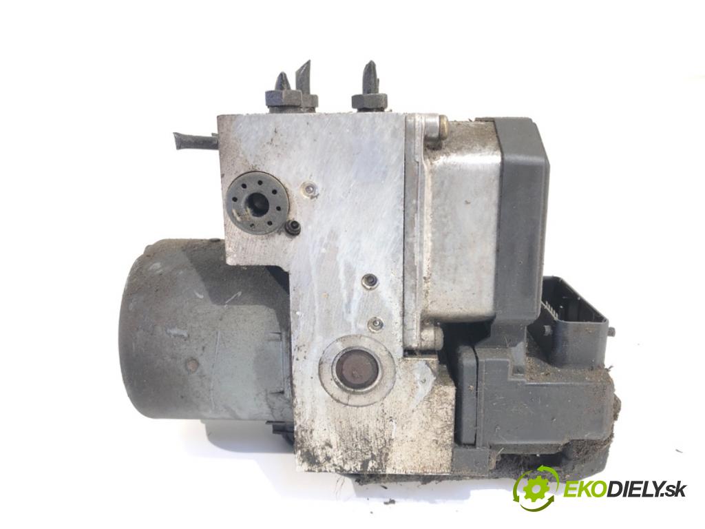 AUDI A4 B5 Avant (8D5) 1994 - 2002    1.9 TDI 85 kW [115 KM] olej napędowy 2000 - 2001  pumpa ABS 0273004573 (Pumpy brzdové)