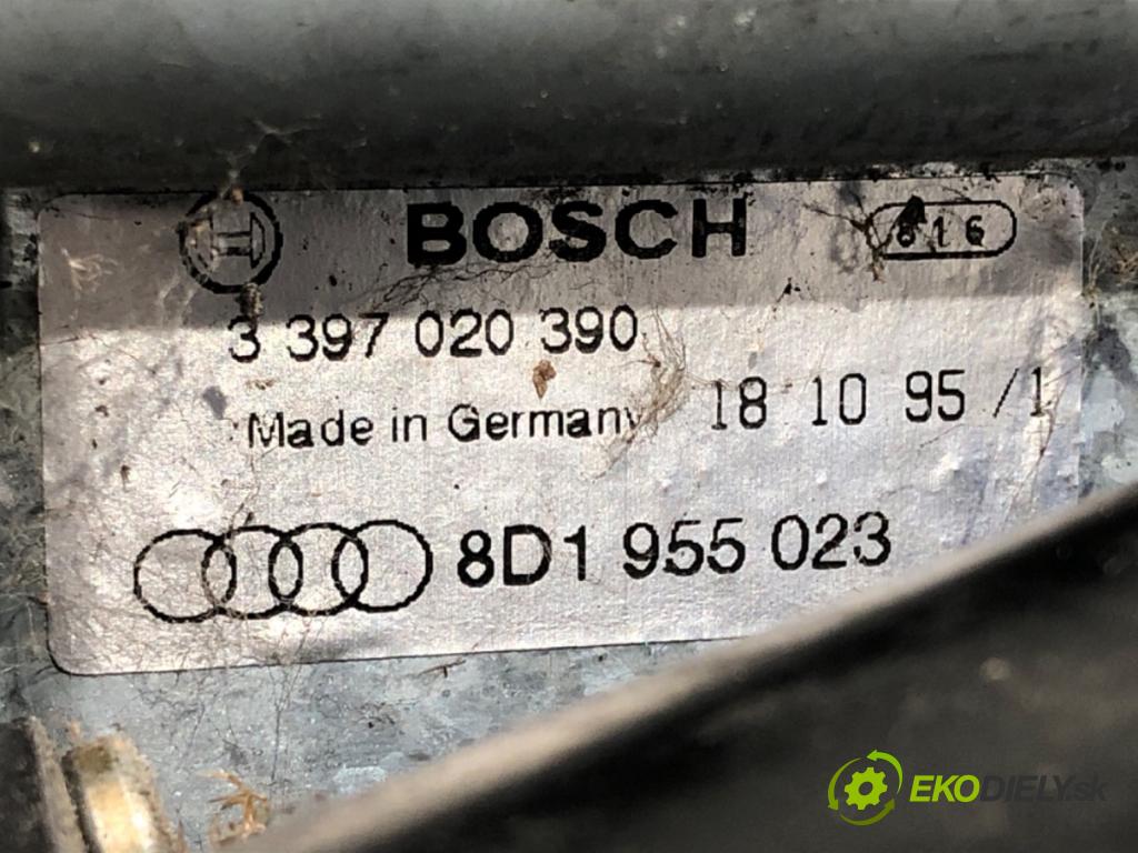 AUDI A4 B5 Avant (8D5) 1994 - 2002    1.9 TDI 85 kW [115 KM] olej napędowy 2000 - 2001  Mechanizmus stieračov predný 8D1955023 (Motorček stieračov predné)