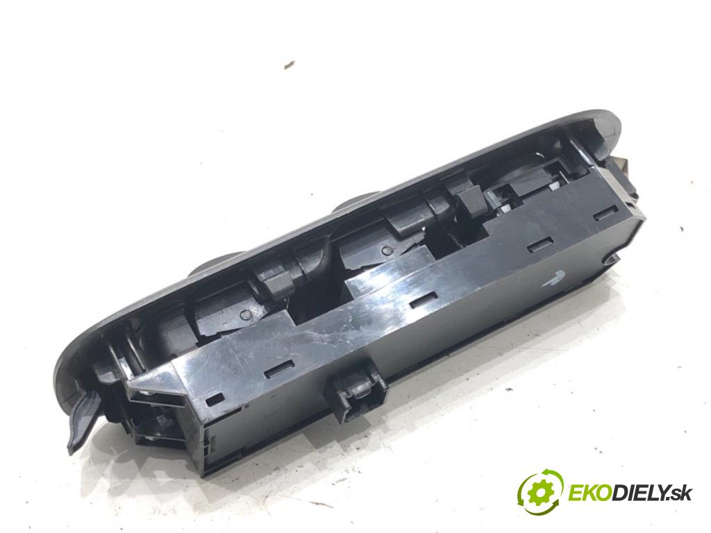 FORD MONDEO IV (BA7) 2007 - 2015    1.6 EcoBoost 118 kW [160 KM] benzyna 2011 - 2015  Prepínač okien 7S7T-14A132-BC (Prepínače, spínače, tlačidlá a ovládače kúrenia)