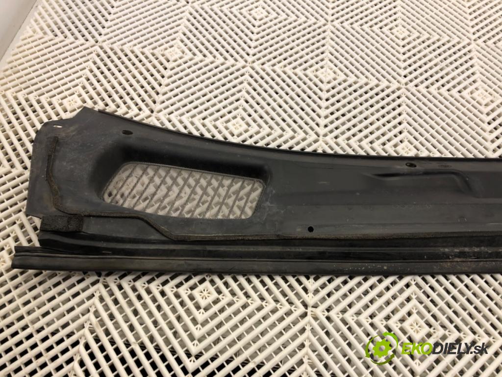 FORD MONDEO IV (BA7) 2007 - 2015    1.6 EcoBoost 118 kW [160 KM] benzyna 2011 - 2015  Torpédo, plast pod čelné okno  (Torpéda)