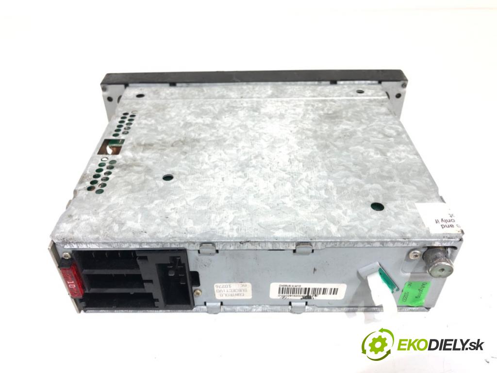 AUDI A2 (8Z0) 2000 - 2005    1.4 55 kW [75 KM] benzyna 2000 - 2005  RADIO 8Z0035152A (Audio zariadenie)