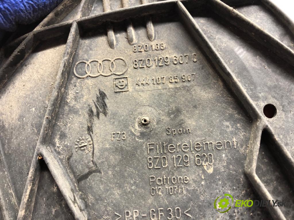 AUDI A2 (8Z0) 2000 - 2005    1.4 55 kW [75 KM] benzyna 2000 - 2005  Obal filtra vzduchu 8Z01296076C (Obaly filtrov vzduchu)