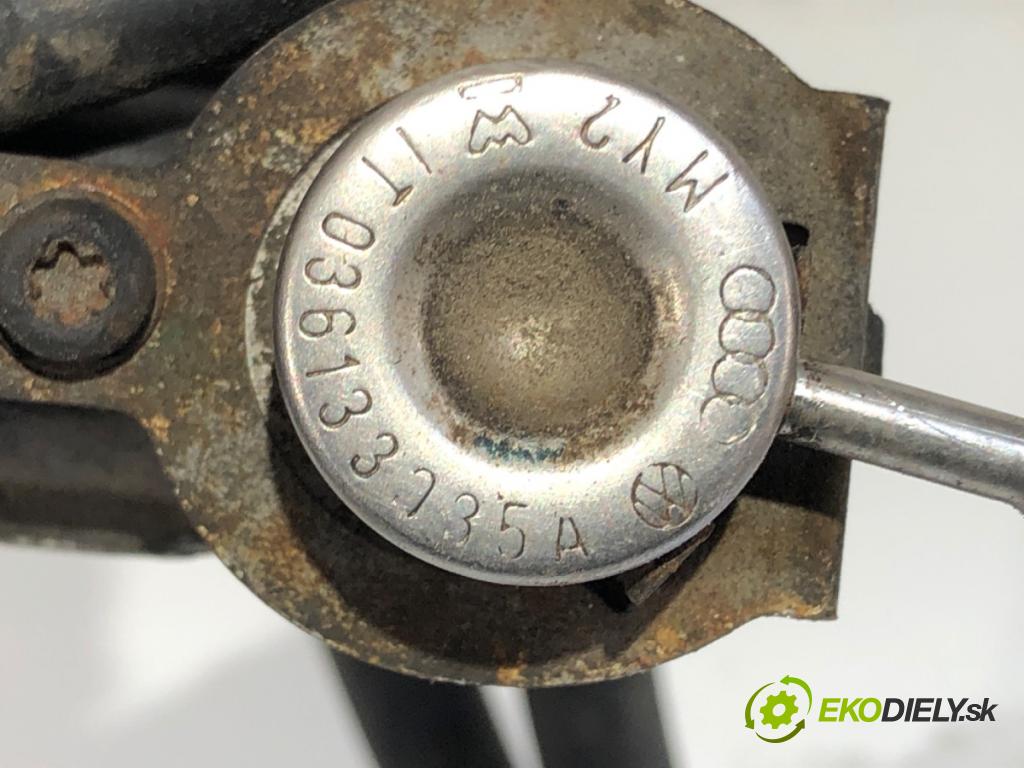 AUDI A2 (8Z0) 2000 - 2005    1.4 55 kW [75 KM] benzyna 2000 - 2005  Lišta vstrekovacia 036133319A (Vstrekovacia lišta)