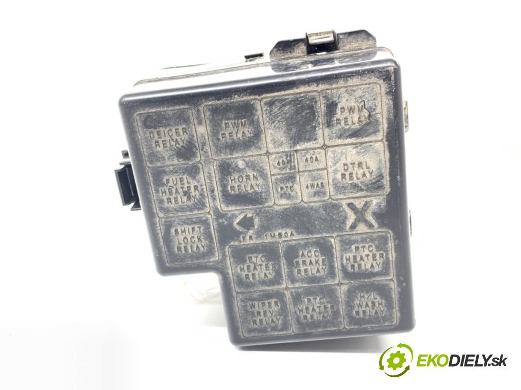 INFINITI Q70 (Y51) 2013 - 2022    3.0 175 kW [238 KM] olej napędowy 2013 - 2022  modul BSI  (Pojistkové skříňky)