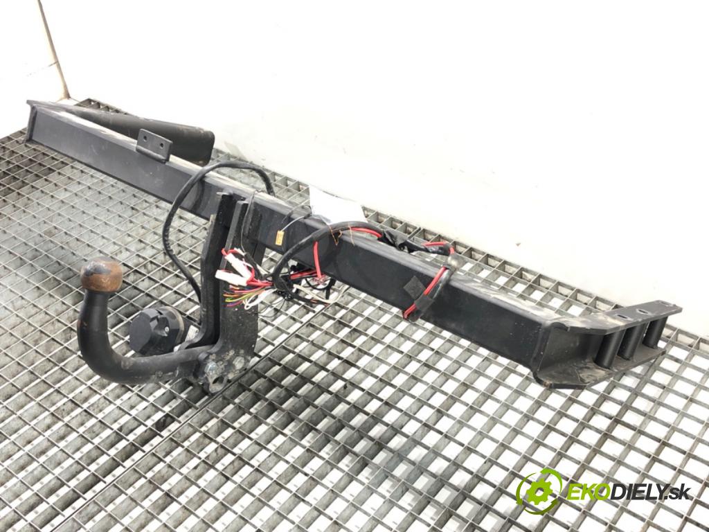 AUDI Q5 (8RB) 2008 - 2017    SQ5 TDI quattro 240 kW [326 KM] olej napędowy 2015 - 2017  Hák tažné zařízení  (Tažná zařízení)