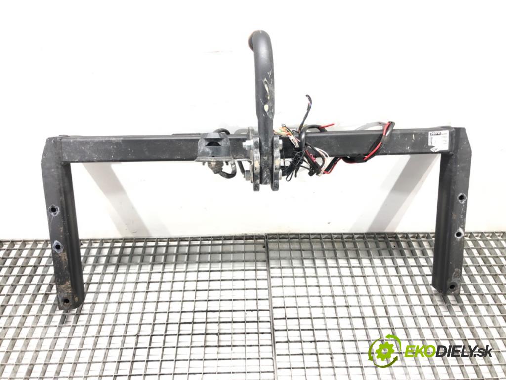 AUDI Q5 (8RB) 2008 - 2017    SQ5 TDI quattro 240 kW [326 KM] olej napędowy 2015 - 2017  Hák tažné zařízení  (Tažná zařízení)