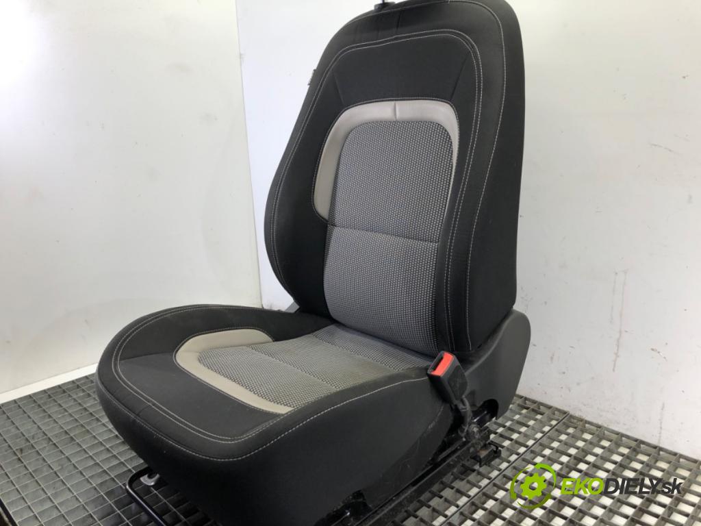 KIA CEED Sportswagon (JD) 2012 - 2018    1.6 GDI 99 kW [135 KM] benzyna 2012 - 2018  Sedadlo pravy predný