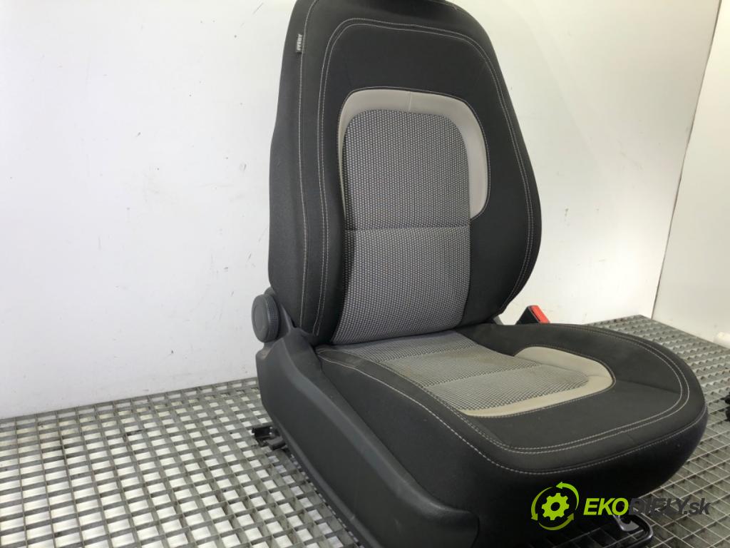 KIA CEED Sportswagon (JD) 2012 - 2018    1.6 GDI 99 kW [135 KM] benzyna 2012 - 2018  Sedadlo pravy predný