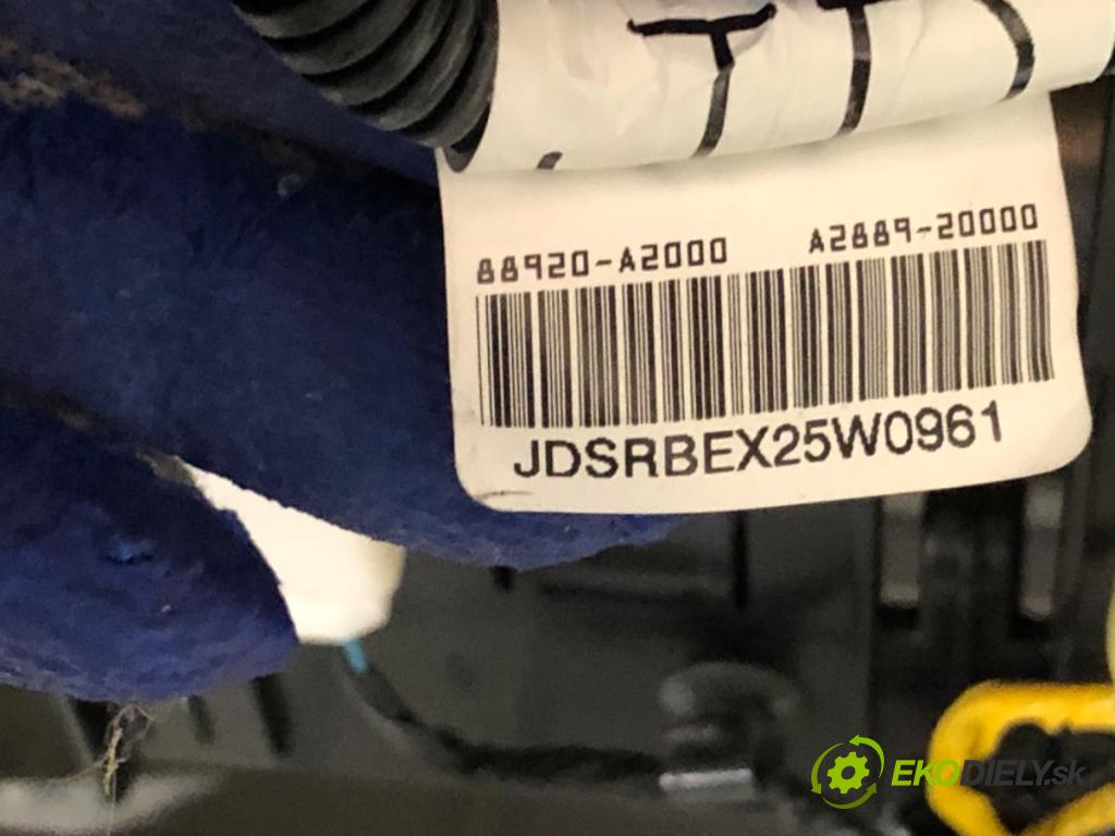KIA CEED Sportswagon (JD) 2012 - 2018    1.6 GDI 99 kW [135 KM] benzyna 2012 - 2018  Sedadlo pravy predný