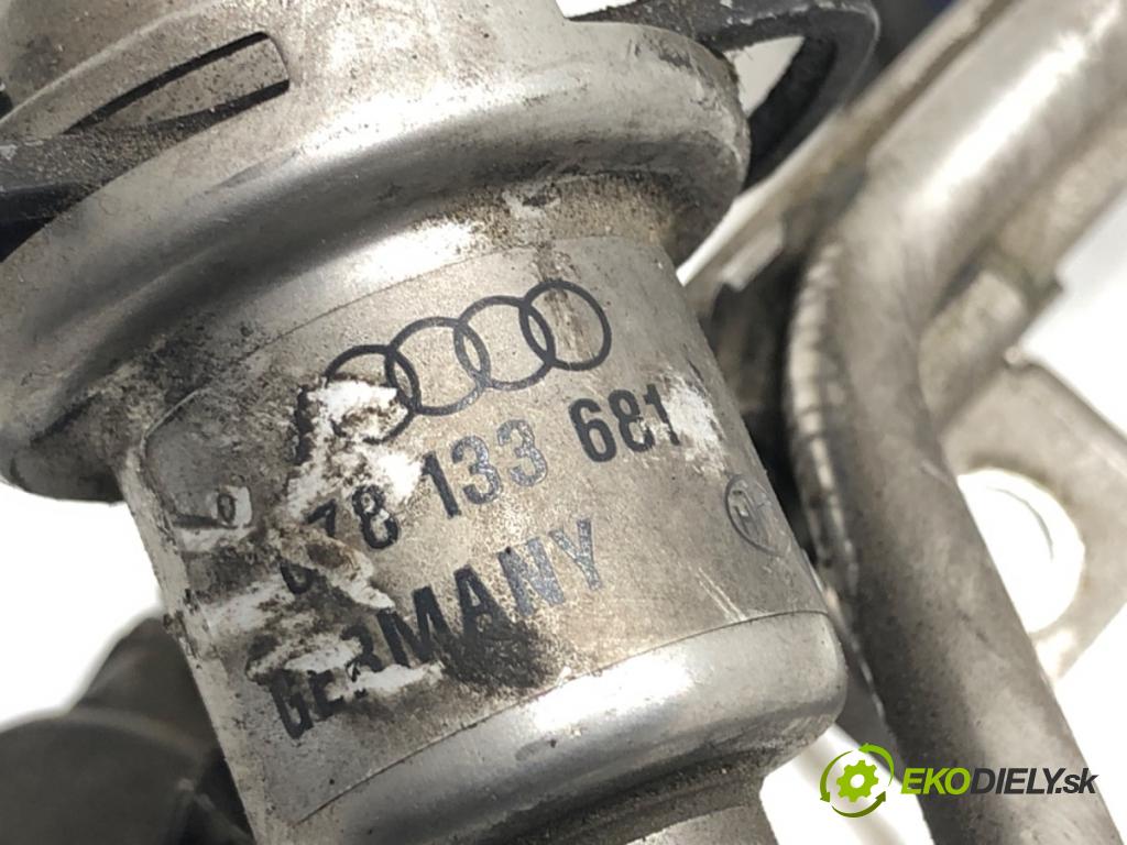 AUDI A6 C5 (4B2) 1997 - 2005    2.4 121 kW [165 KM] benzyna 1997 - 2005  Lišta vstrekovacia 078133681 (Vstrekovacia lišta)