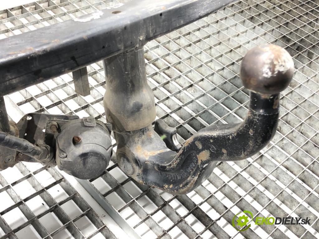 AUDI A6 C5 (4B2) 1997 - 2005    2.4 121 kW [165 KM] benzyna 1997 - 2005  Hák tažné zařízení  (Tažná zařízení)