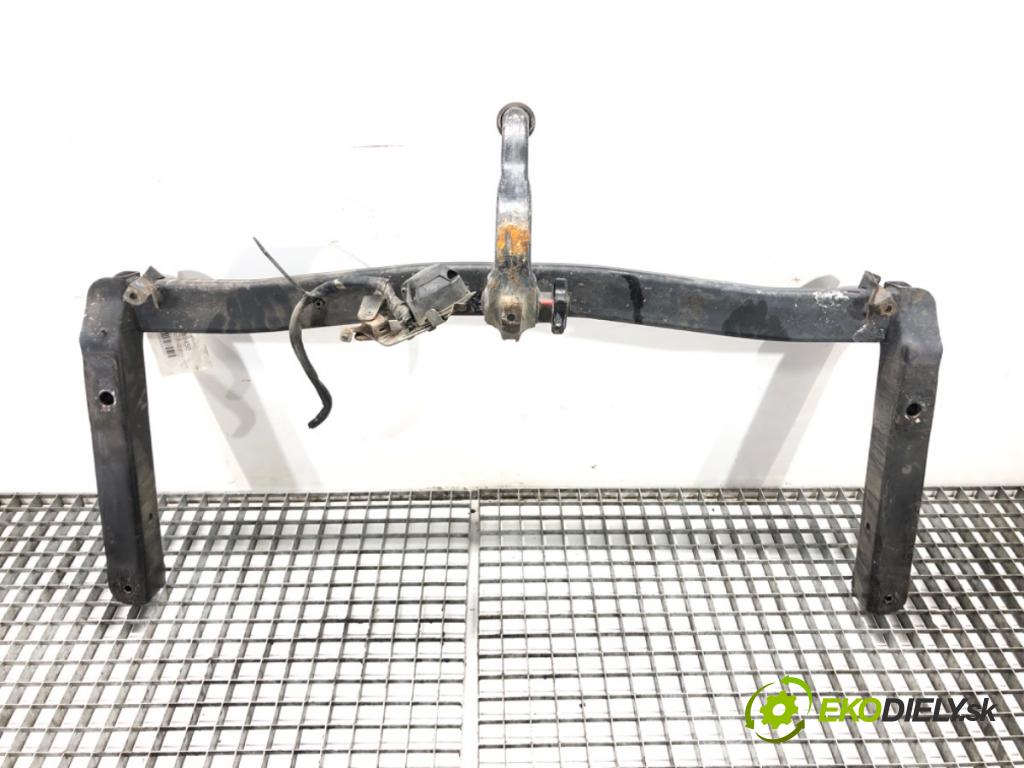 AUDI A6 C5 (4B2) 1997 - 2005    2.4 121 kW [165 KM] benzyna 1997 - 2005  Hák tažné zařízení  (Tažná zařízení)