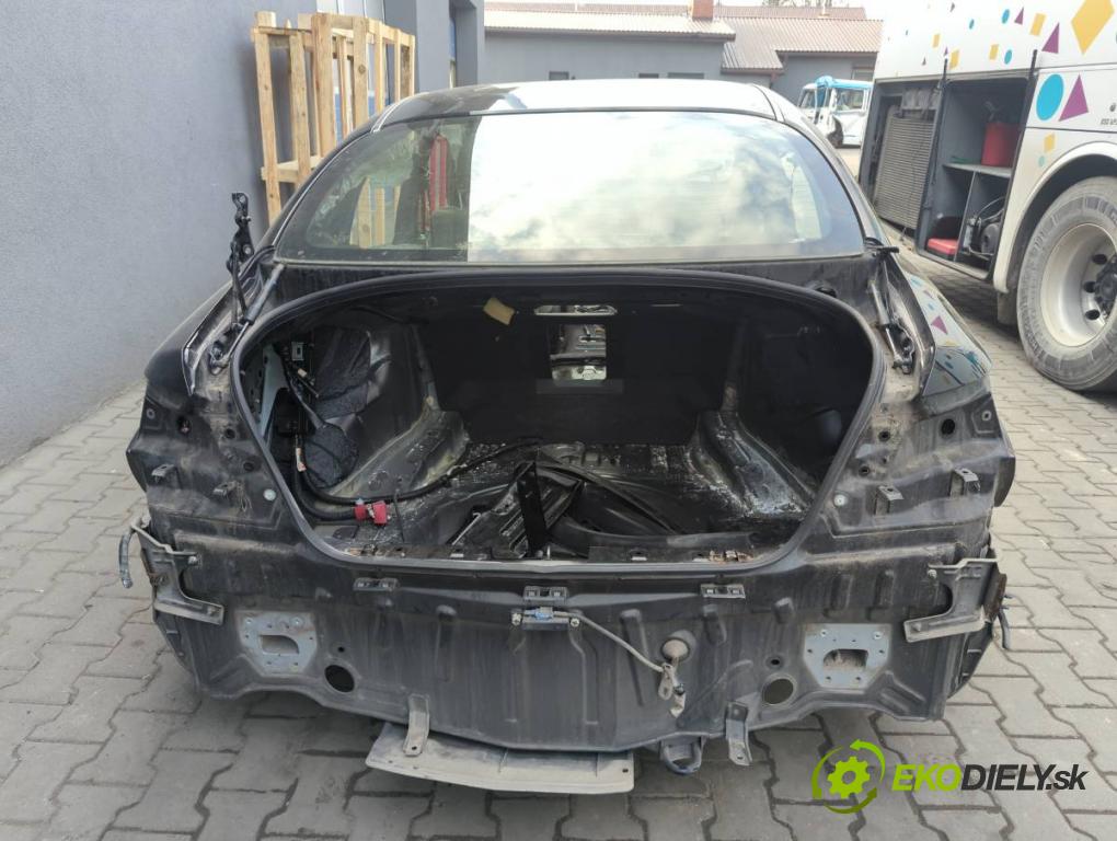 INFINITI Q70 (Y51) 2013 - 2022    3.0 175 kW [238 KM] olej napędowy 2013 - 2022  KAROSERIA ČTVRŤÁK blatník zadní část levý pravý práh střecha PODŁUŻNICA levý pravý