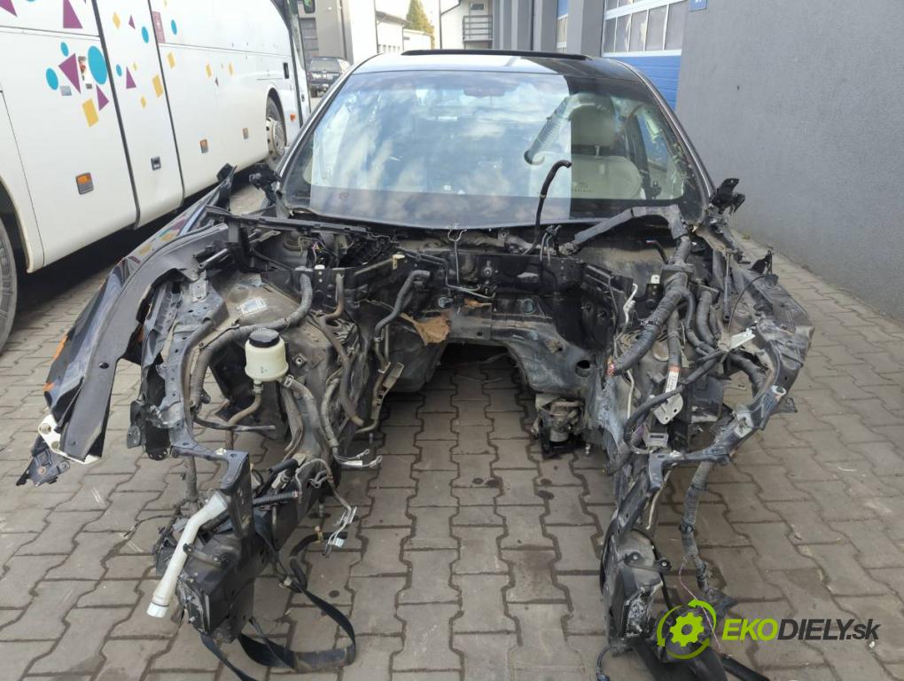 INFINITI Q70 (Y51) 2013 - 2022    3.0 175 kW [238 KM] olej napędowy 2013 - 2022  KAROSERIA ČTVRŤÁK blatník zadní část levý pravý práh střecha PODŁUŻNICA levý pravý