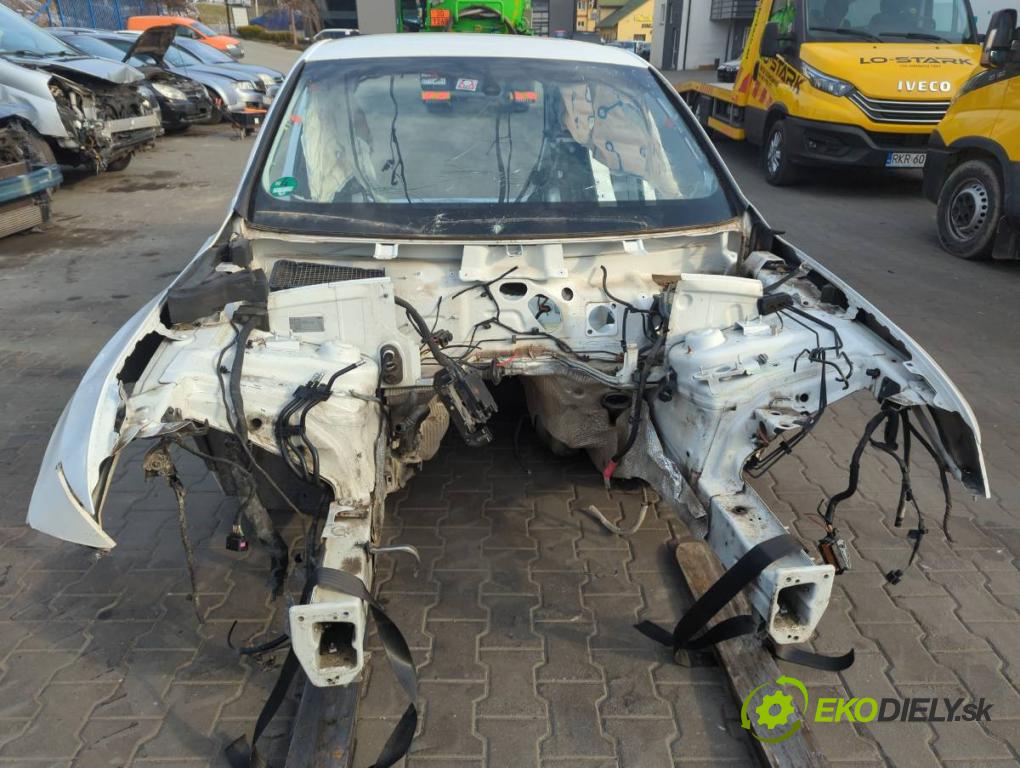 AUDI Q5 (8RB) 2008 - 2017    SQ5 TDI quattro 240 kW [326 KM] olej napędowy 2015 - 2017  KAROSERIA ČTVRŤÁK blatník zadní část levý pravý práh střecha PODŁUŻNICA levý pravý