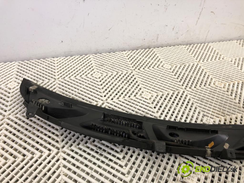 FIAT PANDA (169_) 2003 - 2022    1.1 (169.AXA1A) 40 kW [54 KM] benzyna 2003 - 2022  Torpédo, plast pod čelné okno 735340441 (Torpéda)