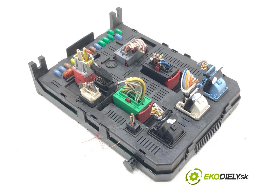 PEUGEOT 407 SW (6E_) 2004 - 2011    2.0 HDi 135 100 kW [136 KM] olej napędowy 2004 - 2010  modul BSI 9663510280 (Pojistkové skříňky)