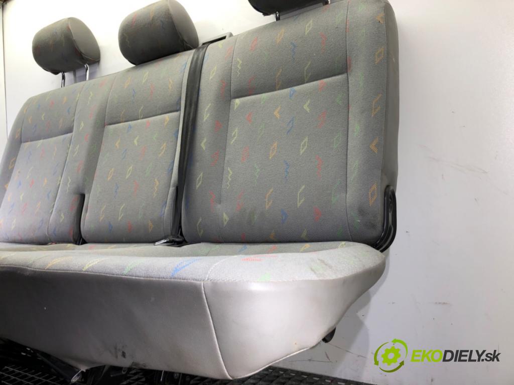 VW TRANSPORTER V Autobus (7HB, 7HJ, 7EB, 7EJ) 2003 - 2015    1.9 TDI 77 kW [105 KM] olej napędowy 2003 - 2009  Sedadlo tretí rad