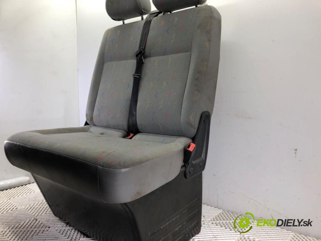 VW TRANSPORTER V Autobus (7HB, 7HJ, 7EB, 7EJ) 2003 - 2015    1.9 TDI 77 kW [105 KM] olej napędowy 2003 - 2009  Sedadlo pravy predný DVOJNÁSOBEK: