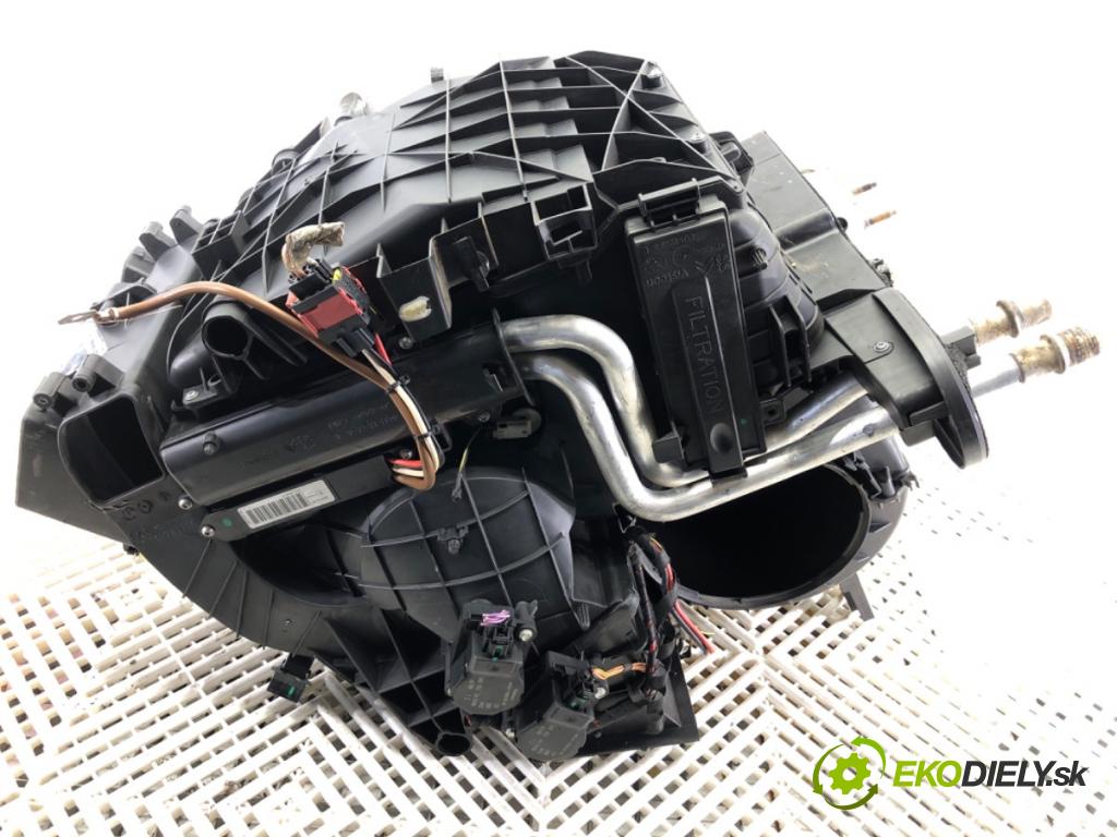 PEUGEOT 407 SW (6E_) 2004 - 2011    2.0 HDi 135 100 kW [136 KM] olej napędowy 2004 - 2010  Výhrevné teleso, radiátor kúrenia komplet KOMBAJN  (Radiátor kúrenia)