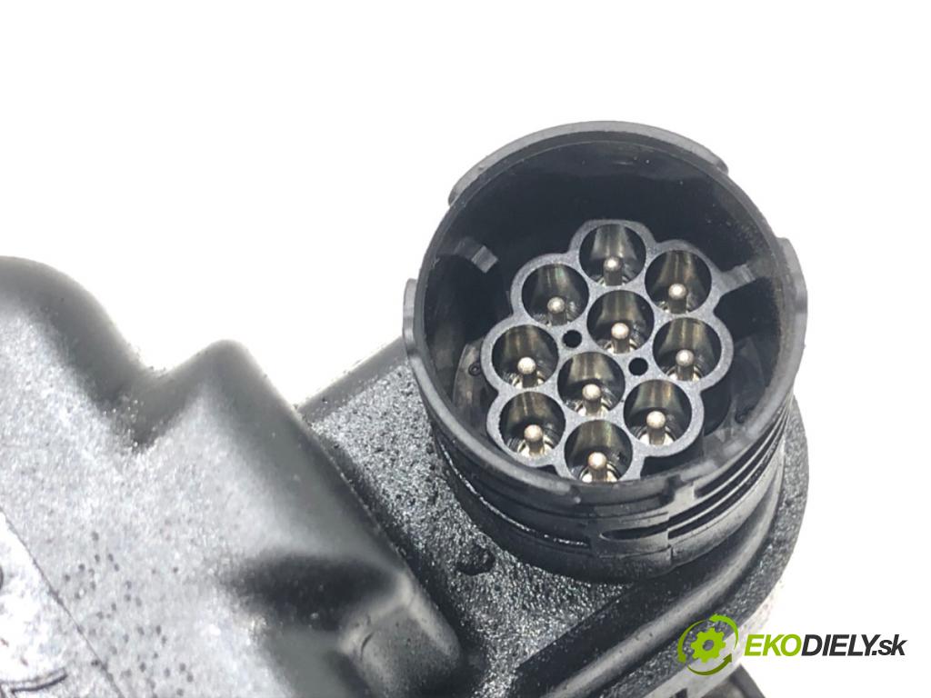 BMW 5 Touring (E39) 1996 - 2004    520 i 110 kW [150 KM] benzyna 1997 - 2001  Škrtiaca klapka 1433414 (Škrtiaca klapka)