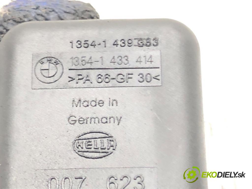 BMW 5 Touring (E39) 1996 - 2004    520 i 110 kW [150 KM] benzyna 1997 - 2001  Škrtiaca klapka 1433414 (Škrtiaca klapka)