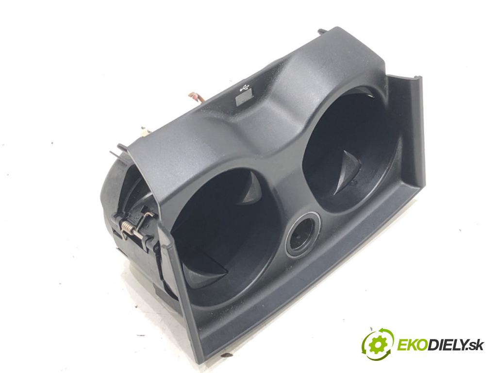 BMW 5 (G30, F90) 2016 - 2022    540 d xDrive 235 kW [320 KM] olej napędowy 2017 - 2020  Držiak na nápoje 6801508 (Úchyt, držiak na nápoje)