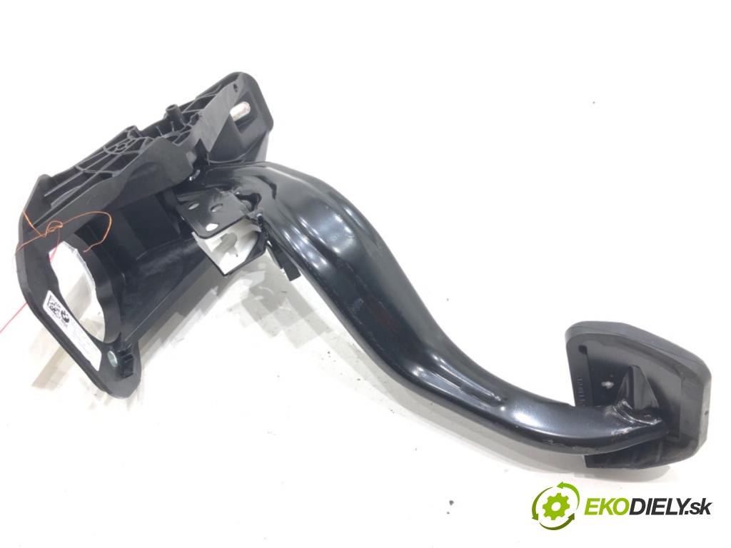 BMW 5 (G30, F90) 2016 - 2022    540 d xDrive 235 kW [320 KM] olej napędowy 2017 - 2020  PEDÁL: 6861771 (Pedál)