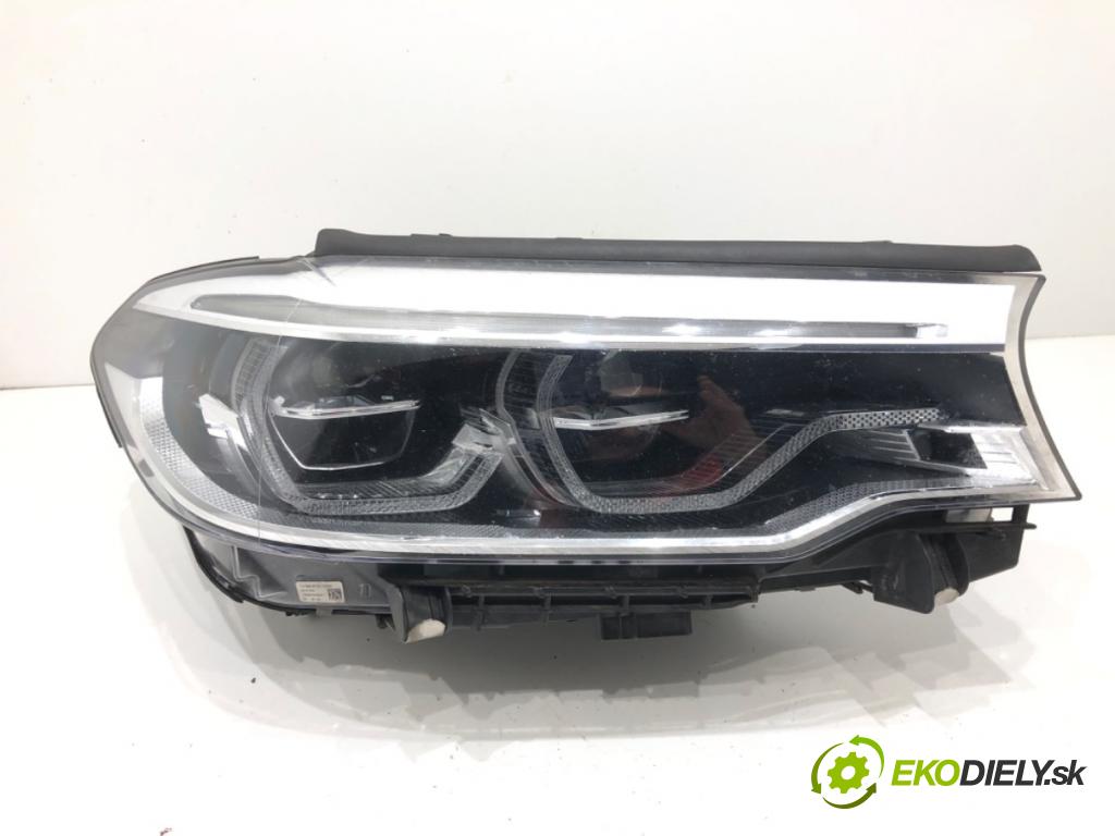 BMW 5 (G30, F90) 2016 - 2022    540 d xDrive 235 kW [320 KM] olej napędowy 2017 - 2020  světlomet pravý přední část ADAPTÍVNE LED 8499122